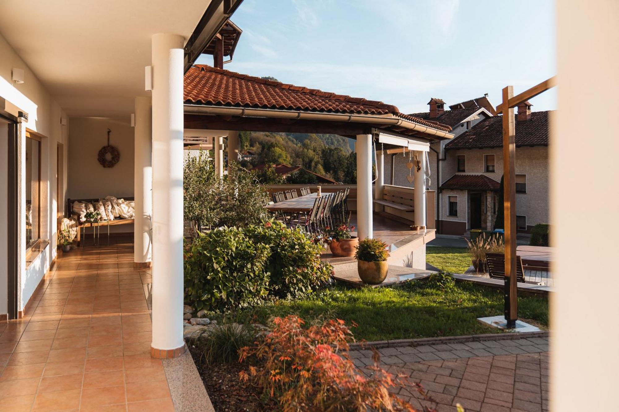 Hotel Penzion Kobala Tolmin Exterior photo
