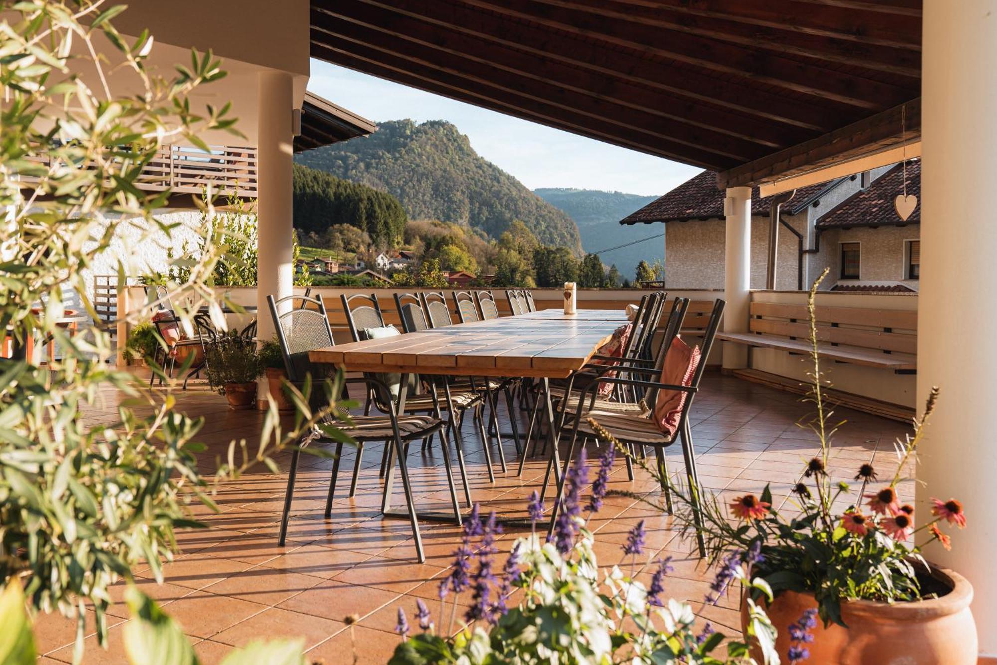 Hotel Penzion Kobala Tolmin Exterior photo